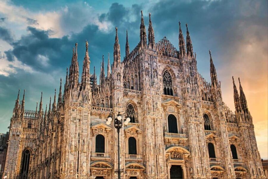 Milan: Duomo Ticket incl. Terrace by Lift & Audio Tour - Exploring the Inside of the Duomo di Milano