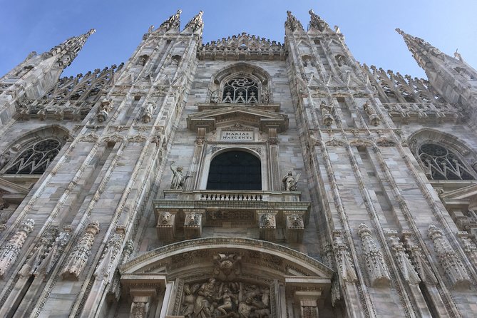 Milan Highlights semi-Private Walking Tour - Visiting the Majestic Castello Sforzesco