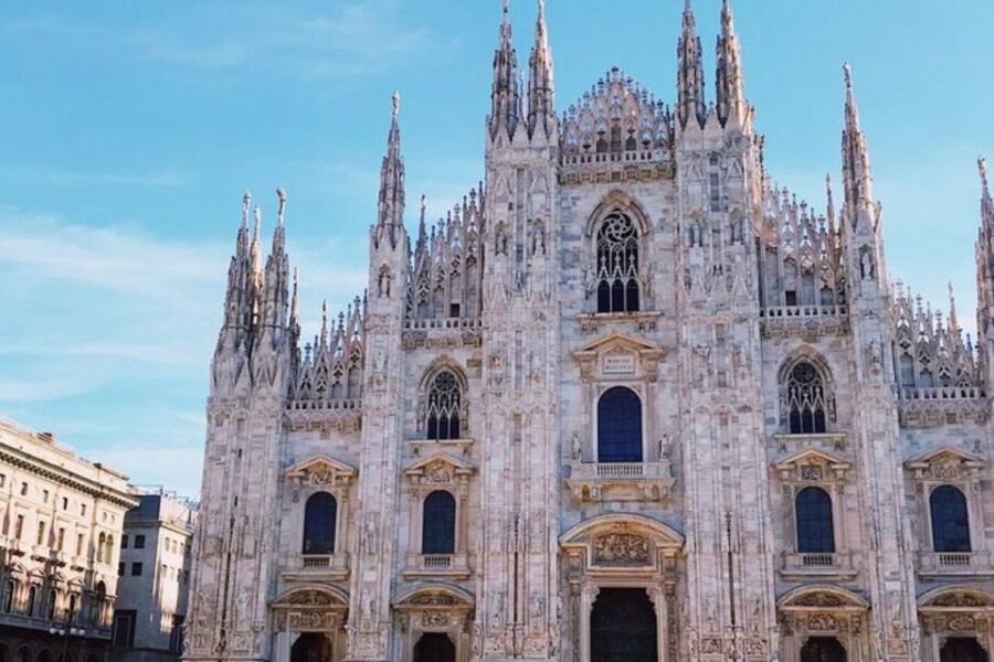Milan: Private Guided Walking Tour - Practical Details and Flexibility