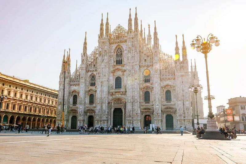 Milan: Skip-the-Line Duomo & La Scala Museum Guided Tour - The Meeting Points and Logistics in Milan