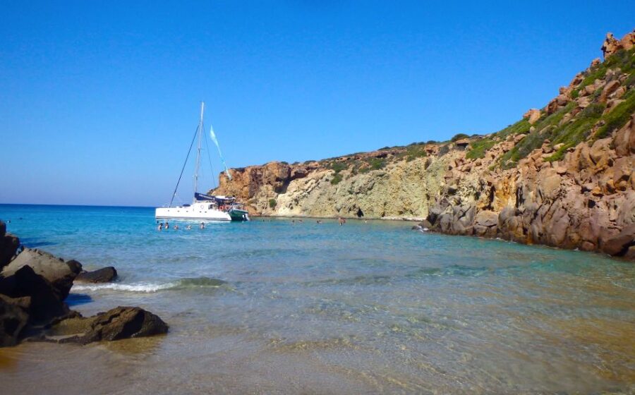 Milos: Full-Day Catamaran Cruise to Poliegos and Kleftiko - First Swimming Stop at Kalogries Bay