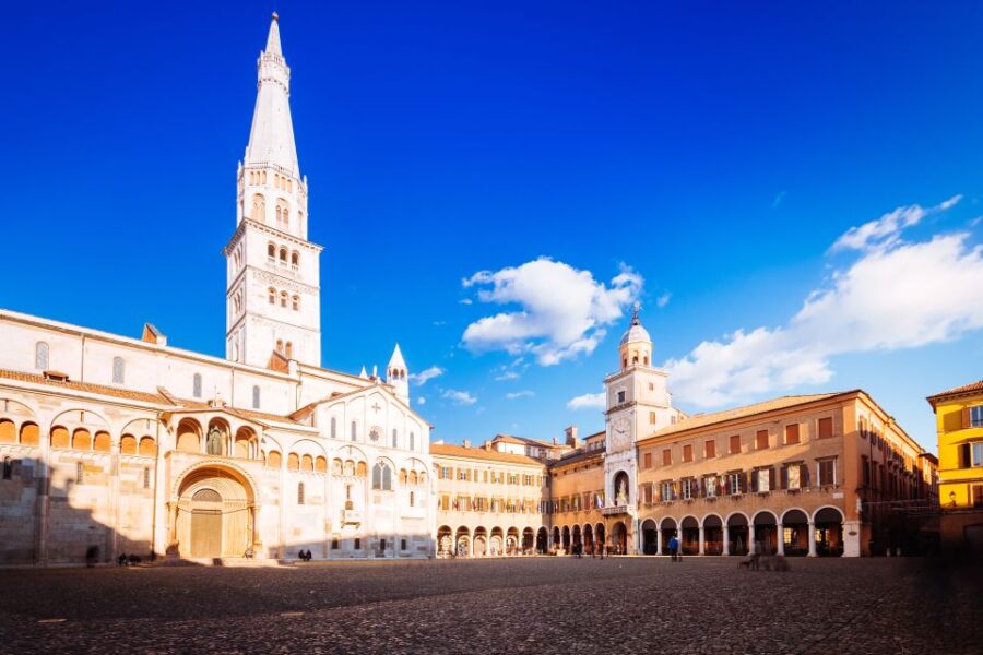 Modena City Walking Tour - Exploring the UNESCO World Heritage Sites in Detail