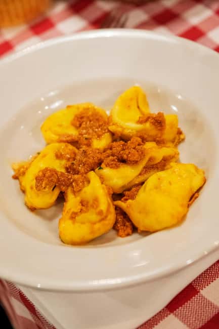 Modena: Guided Food Tour with 10+ Local Delicacies Tastings - Visiting the UNESCO World Heritage Piazza Grande