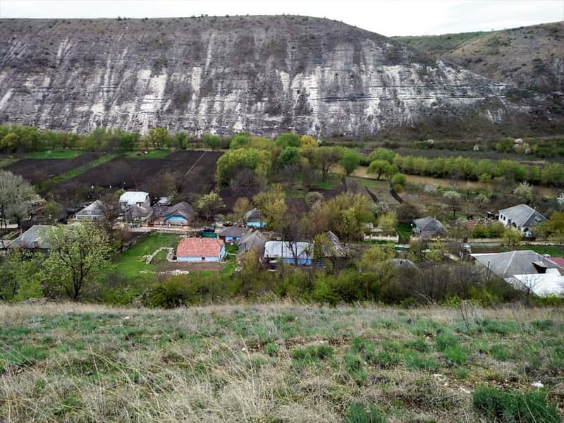 Moldova:Old Orhei Archeological Complex unique cave&Curchi - Convenient Pickup from Chiinu and Comfortable Transportation