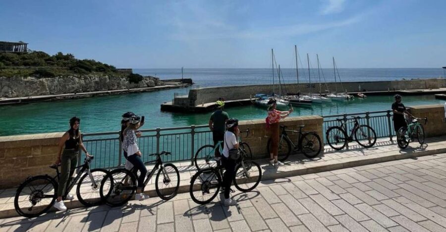 Monopoli: E-Bike Tour with Sandwich and Wine - Starting Point in Monopoli’s Lively Old Town