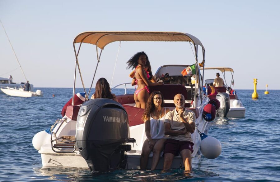 Monopoli: Private Boat Tour with Aperitif and Champagne - Polignano a Mare’s Hermits Rock and Grotta Palazzese