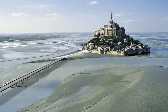 Mont Saint Michel Experience - Shuttle Service from Bayeux - Easy, Comfortable Transport from Bayeux to Mont Saint Michel