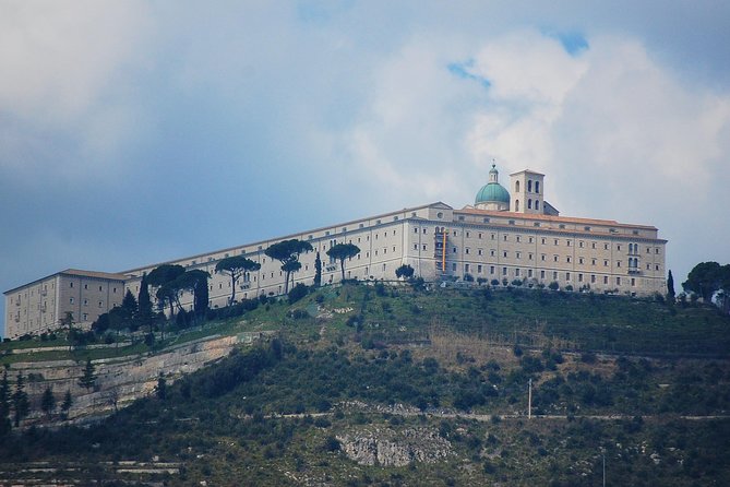 Montecassino Abbey Fullday from Rome - Exploring the Battlefields and Ruins of San Pietro Infine