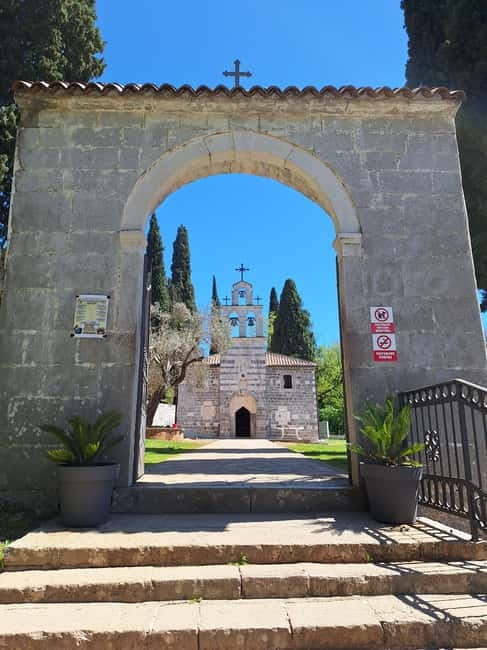 Montenegro: Podgorica Through the Ages - Exploring the Ottoman Heritage at Osmamagia Mosque