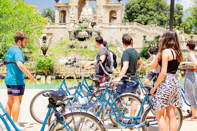 Montjuïc: Magic & Art Bike Tour Barcelona - Discovering the Magic Fountain and Its Spectacle