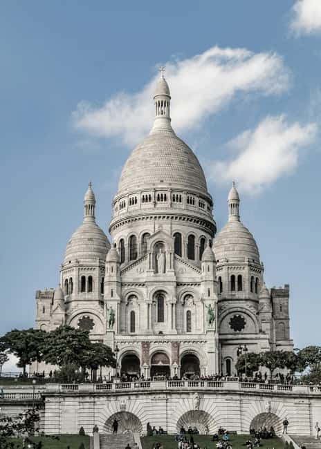 Montmartre Guided Tour with Sacré Cur Church & City Views - Discovering the Charm of Montmartre’s Streets and Squares