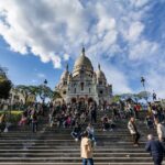Montmartre guided walking tour with local guide in small group - Highlights at Place du Tertre and Artisten’ Square