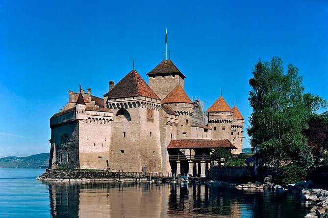 Montreux, Vevey, Chaplin's World and Chillon Castle Private Tour - Exploring Montreux and Vevey at Your Leisure