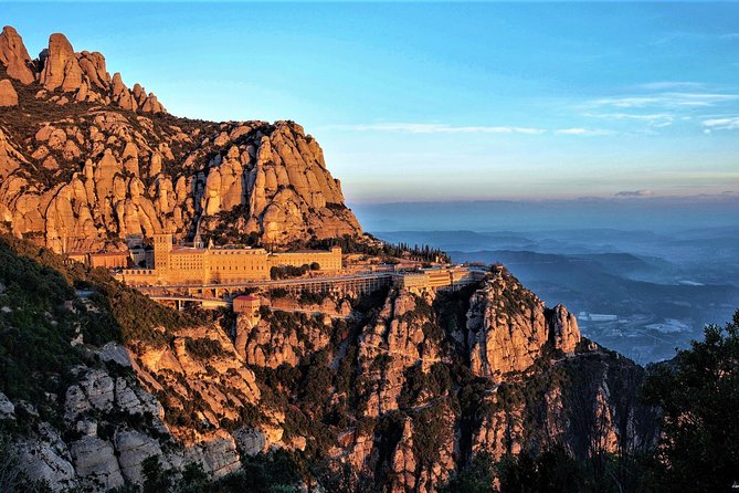 Montserrat Monastery with Easy Hike & Sitges Tour from Barcelona - Exploring the Coastal Charm of Sitges