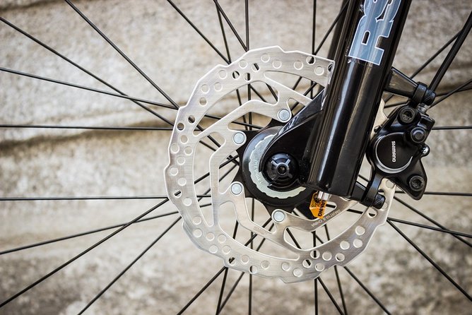 Mountain bike RENTAL one day (24 hours) all extras included. - What’s Included in the Bike Package