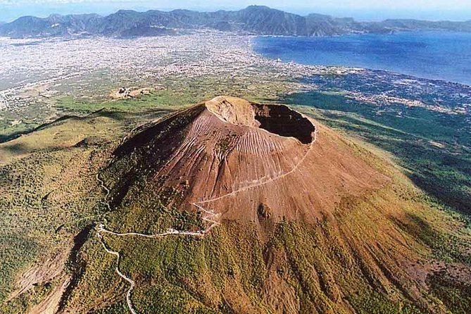 Mt Vesuvius and Pompeii Tour by Bus from Sorrento - Exploring Pompeiis Well-Preserved Ruins with a Guided Tour