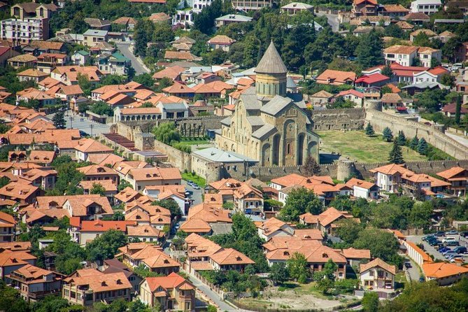 Mtskheta, Jvari, gori, uflistsikhe, history and panorama (group tours) - Visiting the Cave City Uplistsikhe: An Ancient Pagan Site