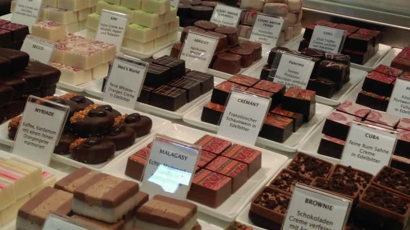 Munich: 3-Hour Food Tour Through Schwabing in German - Sampling a Variety of Munich’s Culinary delights