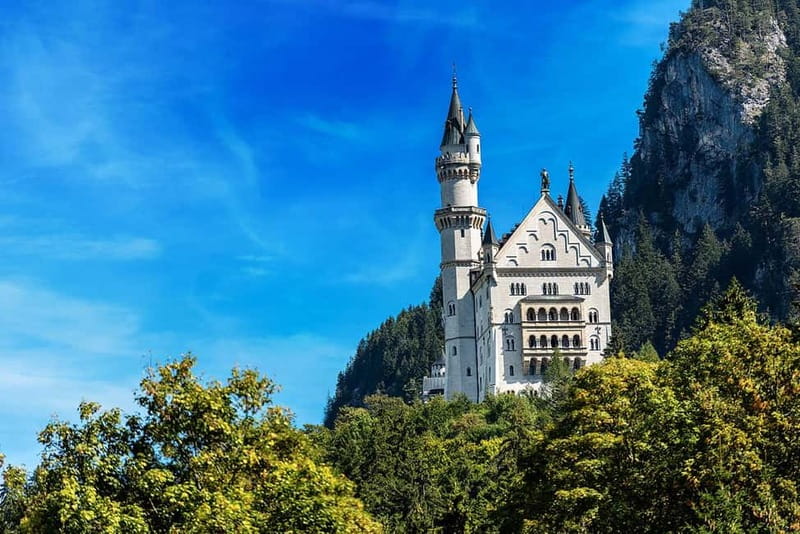 Munich: Private Neuschwanstein Castle & Alpine Coaster Tour - Marvel at the Bavarian Alps from Marienbrücke and Pöllat Gorge