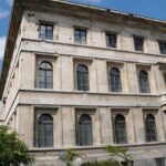 Munich: Private or Group Third Reich and WWII Walking Tour - Starting Point and Tour Logistics at Marienplatz