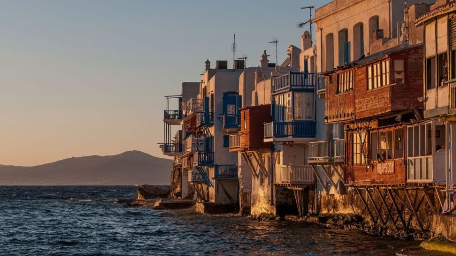Mykonos: Rhenia & Little Venice Cruise with Snacks & Drinks - Departure from the Old Port of Mykonos at 16:00
