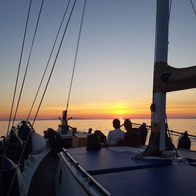 Mykonos: Sunset Boat Trip with Snacks and Drinks - Setting Sail Along the Mykonos Coast