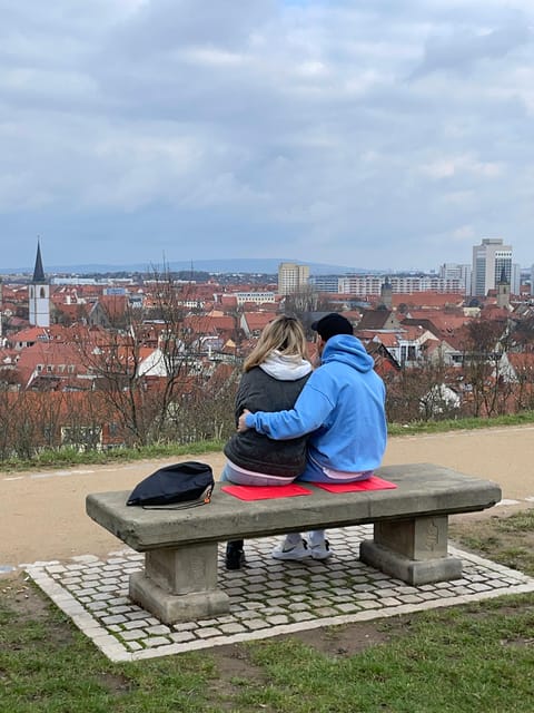 Mystery Backpack 2p: explore the city with an Erfurt novel - Starting at the Heart of Erfurt: The Meeting Point and Setup