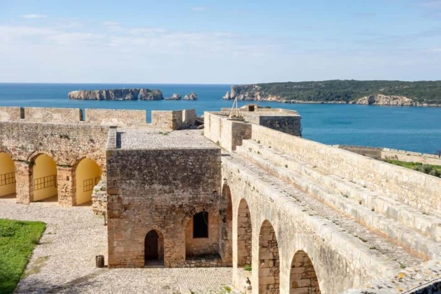 Mystical Messinia: Voidokilia, Pylos & Methoni Wonders - Discovering Pylos: Fortress, Cobblestone Streets, and Virtual History