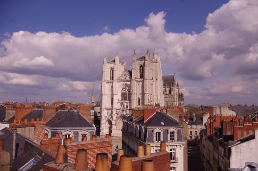 Nantes: Private Walking Tour with a Local - From the Old Town to Secret Courtyards
