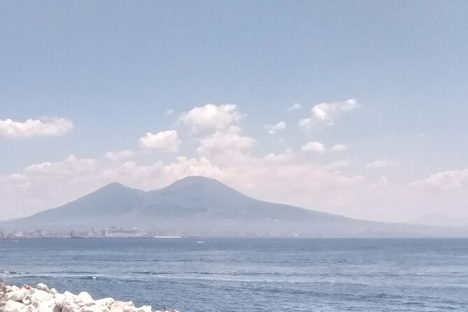 Naples - 4 hours in the streets of the city - Starting point and flexible scheduling