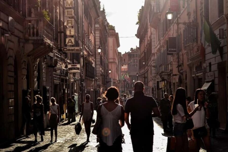 Naples : Best Street Food Tour With A Local Guide - Exploring Naples’ Historic Streets with a Foodie Focus