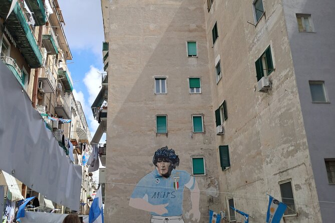 Naples historic center private tour with pizza lunch - Starting Point: Piazza del Gesù Nuovo