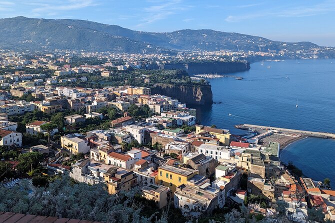 Naples: Private transfer to Sorrento - Booking in Advance and Easy Cancellation Policy