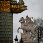 Napoleon in Paris: Revolution to Empire Walking Tour - Starting Points and Flexibility in Paris