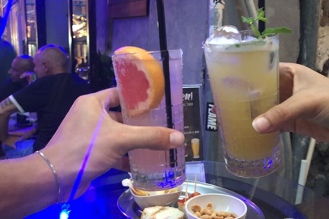 Napoli Pub Crawl in the Old Town - Starting Point and Easy Access in Naples