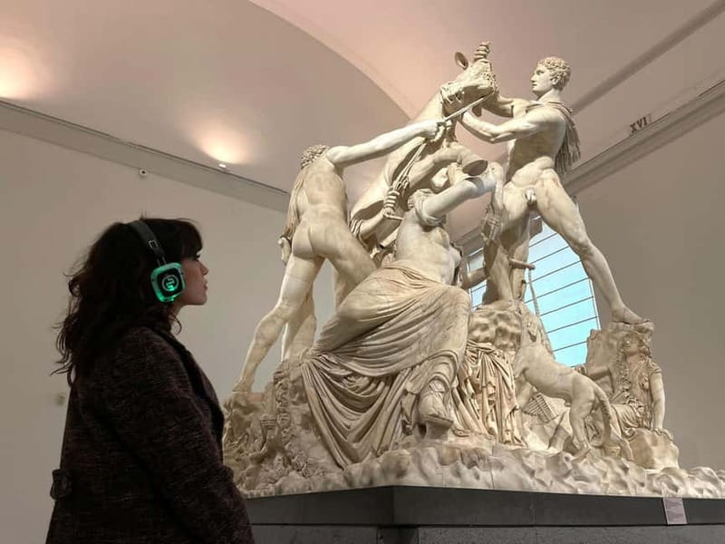 National Archaeological Museum synchronized audioguided tour without QR or app - Starting at the Main Entrance of the Museum