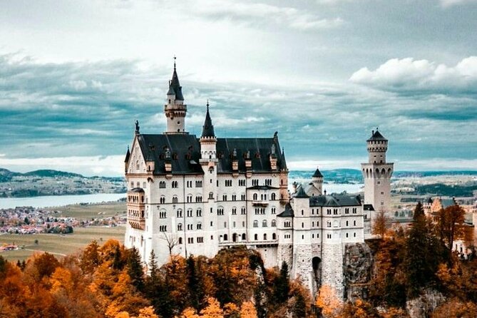 Neuschwanstein Castle and Linderhof Private Tour from Munich - Starting Point: Hotel Pickup in Munich