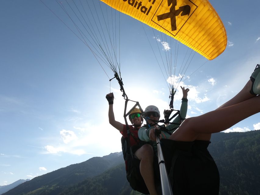 Neustift im Stubaital: Panoramic Tandem Paragliding Flight - How the Paragliding Experience Unfolds in Stubai Valley