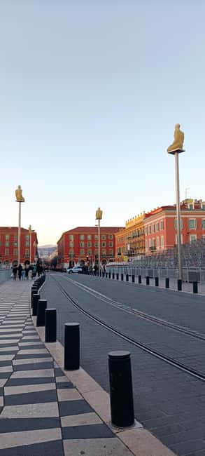 NEW TOUR Nice: A Walk through Criminal Past and Heroic Tales - From the Promenade to the Old Town: Starting Point and Route