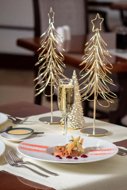 New Years Eve Gala at Meliá Berlin - The Opulent Gala Buffet: A Feast to Remember