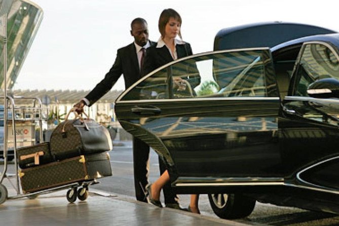 Night Rome Airport Transfer- Private and Safe Ride with Driver - Key Points