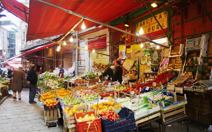 Night Street Food Tour of Palermo with a Local -For real foodies! - Famous Stops: La Vucciria and Piazza Marina