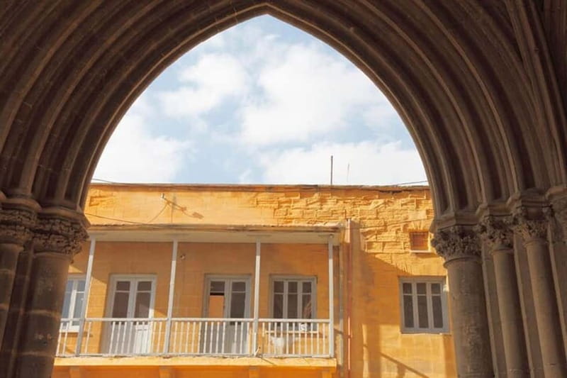 Nikosia : Private Custom Walking Tour with A Guide - Meet Your Guide in the Heart of Nicosia
