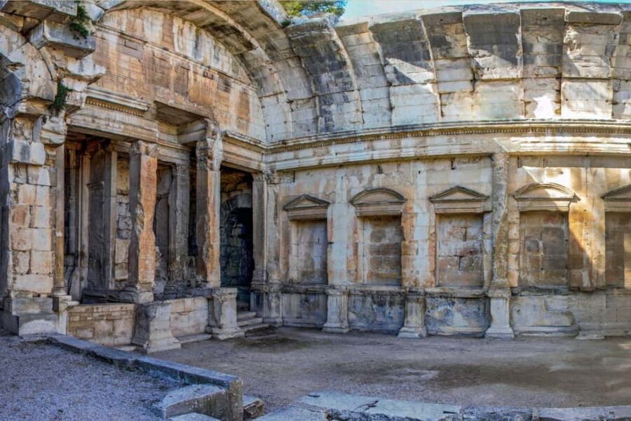 Nîmes your way Personalized private tour - The Tour Is Conducted Exclusively in French