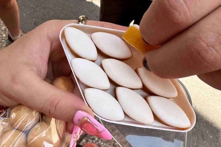 NO DIET CLUB - Unique local food tour in Aix en Provence - From Market Stalls to Gourmet Shops