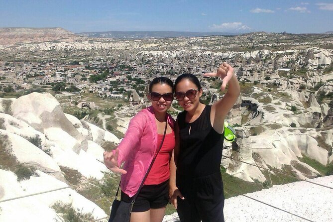 NO HIDDEN COST: Red&Green Combined Tour LUNCH+ENTRY TICKETS - Starting the Day: Pickup and Orientation in Goreme