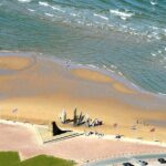 Normandy D-Day Landing Beaches : Private guided tour from Paris - Visiting the American Cemetery and Memorials
