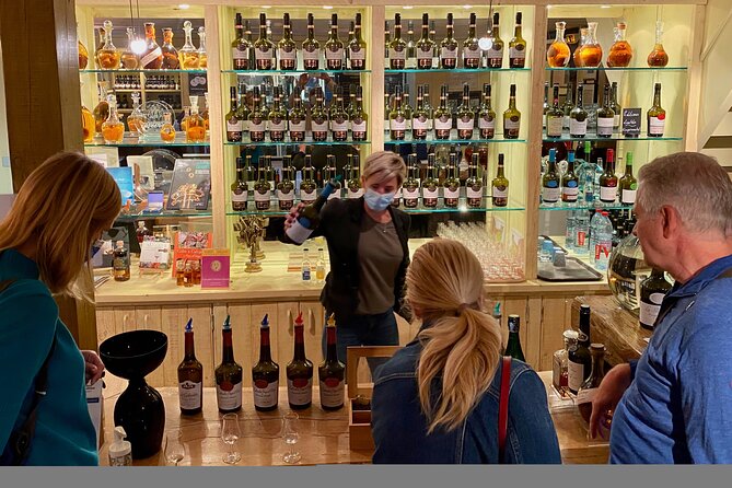 Normandy Rouen, Honfleur, Etretat Small group Day trip from Paris - Starting the Day with a Scenic Drive from Paris