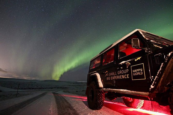 Northern Lights and Stargazing Small-Group Tour with Local Guide - The Aurora Hunting Strategy and Location Choices