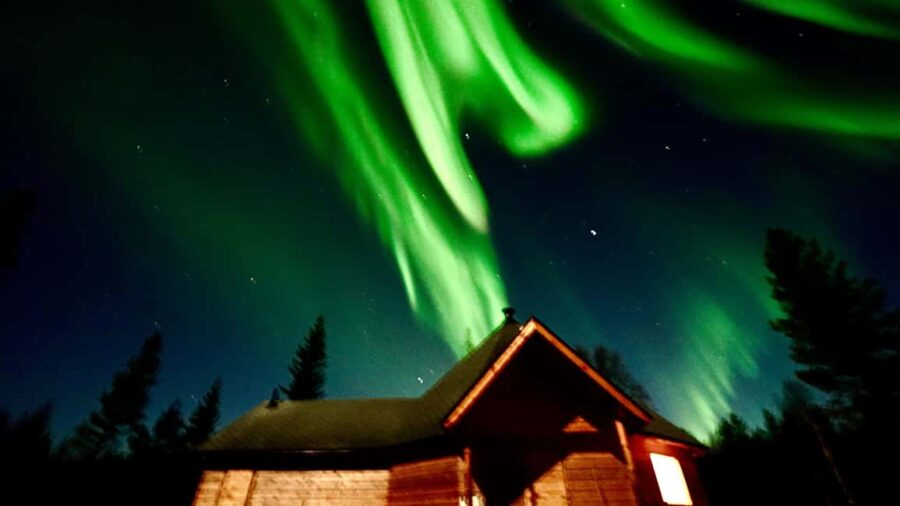Northern Lights Trip to a magical place - Accessibility and Group Size Flexibility